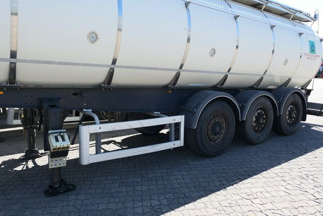Menci SA 105/Lebensmittel Tank 32 cbm./Liftachse - Полуремарке цистерна: снимка 5 Menci SA 105/Lebensmittel Tank 32 cbm./Liftachse - Полуремарке цистерна: снимка 5