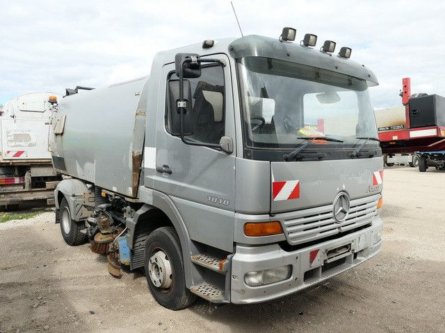 Mercedes-Benz 1018 KO atego 4x2, Bucher-Schörling, Klima - Мотометачна машина: снимка 3 Mercedes-Benz 1018 KO atego 4x2, Bucher-Schörling, Klima - Мотометачна машина: снимка 3