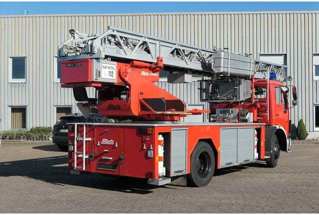 Mercedes-Benz 1422 F 4x2, Drehleiter DLK 23-12, Metz, 30m - Пожарна кола: снимка 3 Mercedes-Benz 1422 F 4x2, Drehleiter DLK 23-12, Metz, 30m - Пожарна кола: снимка 3