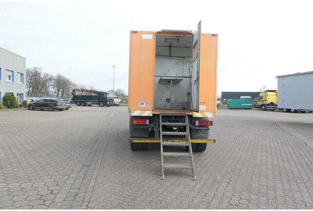 Mercedes-Benz 1518 A Atego 4X4, Klima, AHK, Allrad, Rolltor - Камион фургон: снимка 4 Mercedes-Benz 1518 A Atego 4X4, Klima, AHK, Allrad, Rolltor - Камион фургон: снимка 4