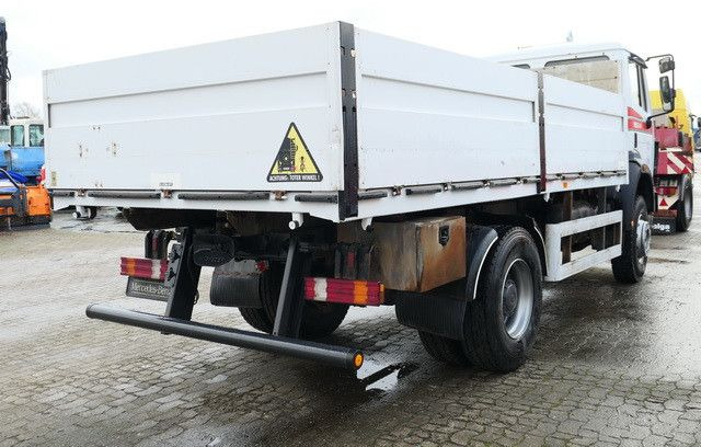 Mercedes-Benz 1824 AK 4x4, Allrad, AHK, Blattfederung, 168tkm - Бордови камион: снимка 5 Mercedes-Benz 1824 AK 4x4, Allrad, AHK, Blattfederung, 168tkm - Бордови камион: снимка 5