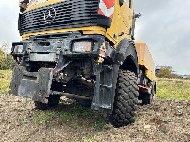 Mercedes-Benz 1838 AK 4x4, Allrad, Einzelbereifung, Wenig KM - Шаси кабина: снимка 2 Mercedes-Benz 1838 AK 4x4, Allrad, Einzelbereifung, Wenig KM - Шаси кабина: снимка 2