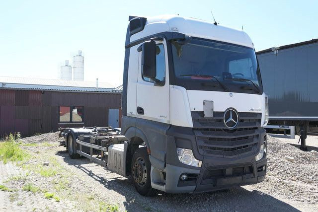 Mercedes-Benz 1842 L Actros/LBW/Retarder/BDF - Контейнеровоз/ Сменна каросерия камион: снимка 3 Mercedes-Benz 1842 L Actros/LBW/Retarder/BDF - Контейнеровоз/ Сменна каросерия камион: снимка 3