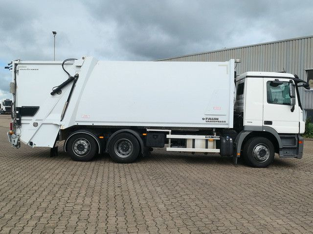 Mercedes-Benz 2532 L Actros 6x2, Faun, Variopress II 524,Klima - Боклукчийска кола: снимка 2 Mercedes-Benz 2532 L Actros 6x2, Faun, Variopress II 524,Klima - Боклукчийска кола: снимка 2