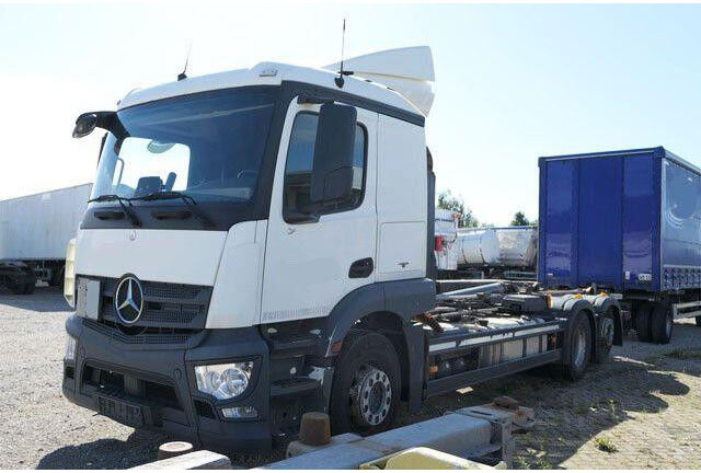 Mercedes-Benz 2543 L Actros 6x2, Meiller RK 21.70, Lenk-Lift - Мултилифт с кука камион: снимка 4 Mercedes-Benz 2543 L Actros 6x2, Meiller RK 21.70, Lenk-Lift - Мултилифт с кука камион: снимка 4