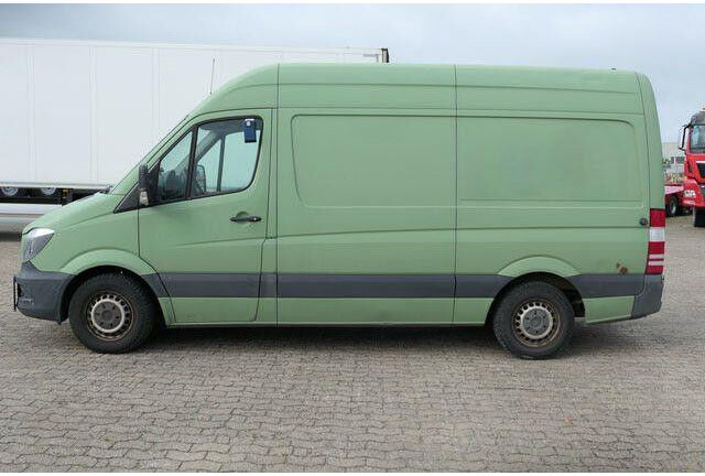 Mercedes-Benz 316 CDI Sprinter 4x2, Klima, Bott-Regale, AHK - Товарен бус: снимка 2 Mercedes-Benz 316 CDI Sprinter 4x2, Klima, Bott-Regale, AHK - Товарен бус: снимка 2