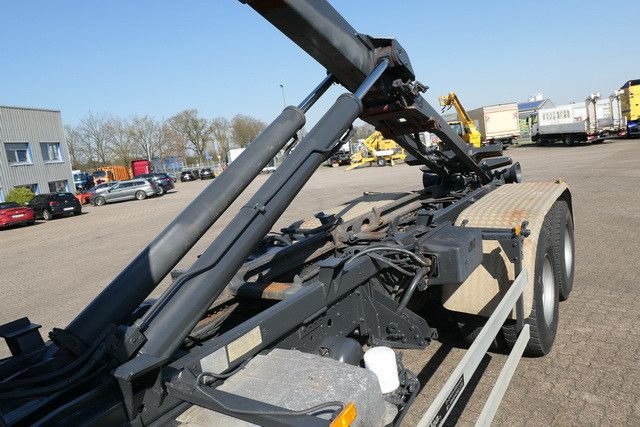 Mercedes-Benz 3343 Actros 6x4, Multilift LHS26056, Klima, AHK - Мултилифт с кука камион: снимка 2 Mercedes-Benz 3343 Actros 6x4, Multilift LHS26056, Klima, AHK - Мултилифт с кука камион: снимка 2