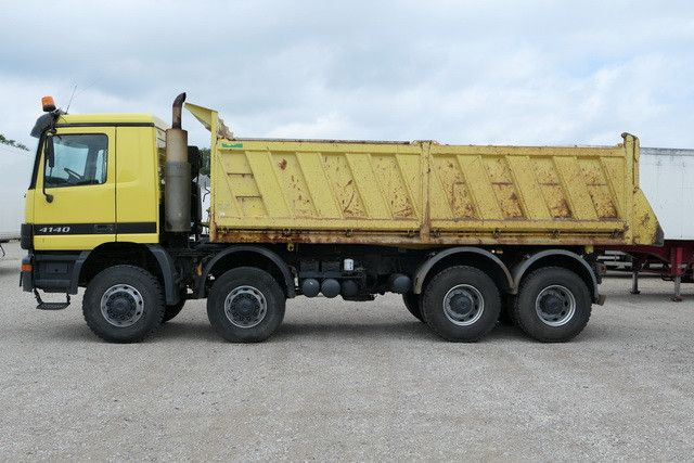 Mercedes-Benz 4140 AK Actros 8x8, Allrad, Meiller, 17m³ - Мултилифт за контейнери камион: снимка 3 Mercedes-Benz 4140 AK Actros 8x8, Allrad, Meiller, 17m³ - Мултилифт за контейнери камион: снимка 3