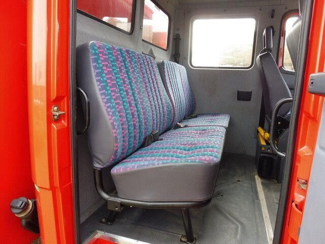 Пожарна кола Mercedes-Benz 510 TSF-W, Feuerwehr, DOKA, Görlitz, Wassertank: снимка 14 Пожарна кола Mercedes-Benz 510 TSF-W, Feuerwehr, DOKA, Görlitz, Wassertank: снимка 14