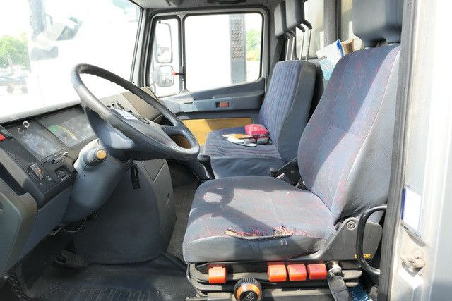 Лекотоварен автомобил фургон Mercedes-Benz 615 D Vario, AHK, LBW, 5.070mm lang, 3. Sitz: снимка 11