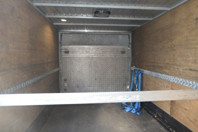 Лекотоварен автомобил фургон Mercedes-Benz 615 D Vario, AHK, LBW, 5.070mm lang, 3. Sitz: снимка 9