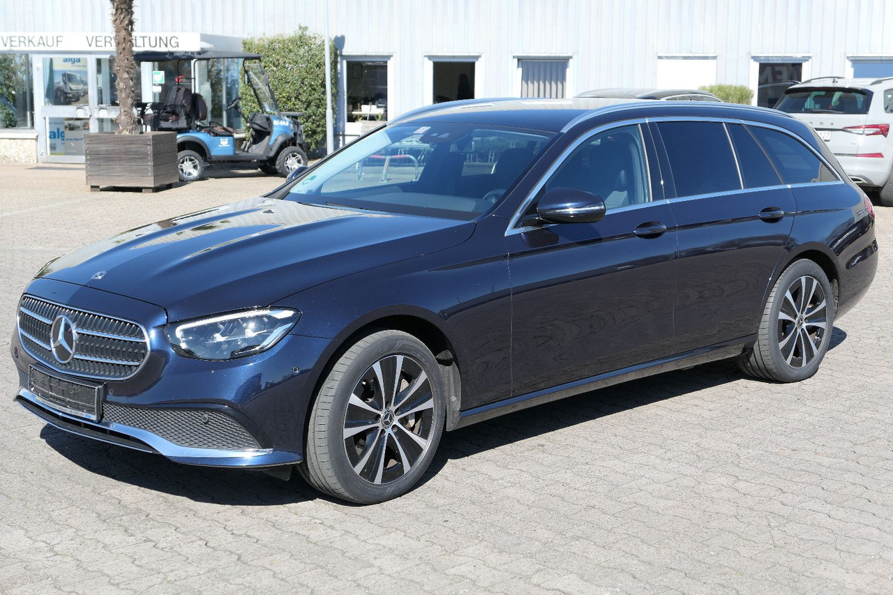 Mercedes-Benz E 300 de 4Matic/AHK/Klima - Лек автомобил: снимка 1 Mercedes-Benz E 300 de 4Matic/AHK/Klima - Лек автомобил: снимка 1