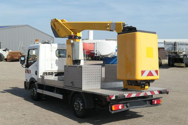 Автовишка Nissan 32.12 4x2, 11m Arbeitshöhe, Klima,3. Sitz: снимка 7