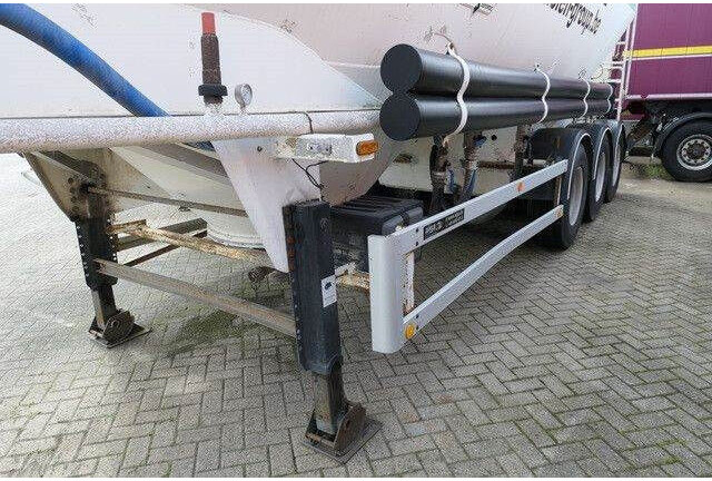 SPITZER SF 2737 PI, Zement, 37m³, Alu-Felgen, 1 Kammer - Полуремарке цистерна: снимка 4 SPITZER SF 2737 PI, Zement, 37m³, Alu-Felgen, 1 Kammer - Полуремарке цистерна: снимка 4