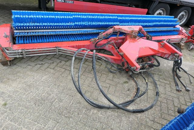 Schmidt CJS 914 Super Walzenbürste, Kehrbesen, 4.2mtr. - Мотометачна машина: снимка 5 Schmidt CJS 914 Super Walzenbürste, Kehrbesen, 4.2mtr. - Мотометачна машина: снимка 5