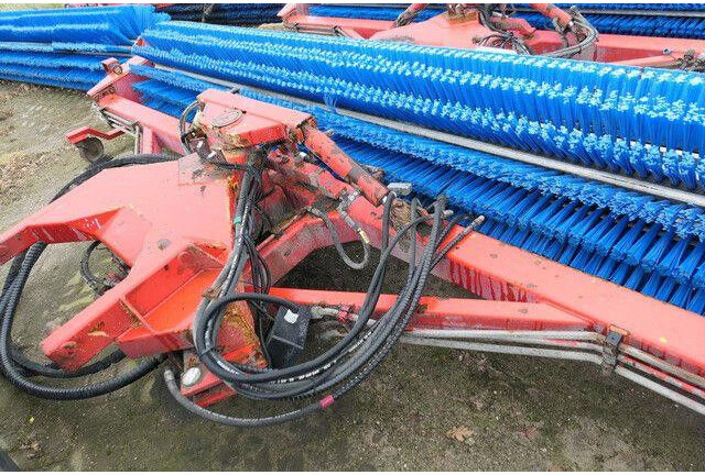 Schmidt CJS 914 Super Walzenbürste, Kehrbesen, 4.2mtr. - Четка: снимка 3 Schmidt CJS 914 Super Walzenbürste, Kehrbesen, 4.2mtr. - Четка: снимка 3