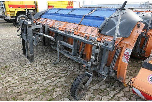Schmidt MF 9.3, Schneeschild, 5.600mm, Winterdienst - Гребло за сняг: снимка 3 Schmidt MF 9.3, Schneeschild, 5.600mm, Winterdienst - Гребло за сняг: снимка 3