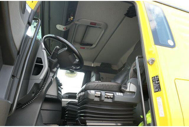 Влекач MAN 26.540 TGX/6x4/540 PS/Kran Epsilon/Blattfederung: снимка 8