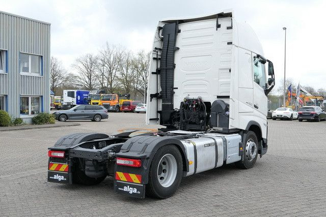 Volvo FH 500 4x2, 2x Tank, Standklima, Klima, Navi - Влекач: снимка 3 Volvo FH 500 4x2, 2x Tank, Standklima, Klima, Navi - Влекач: снимка 3