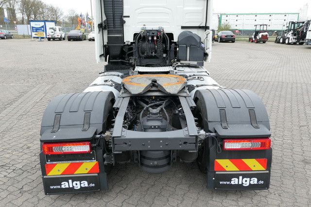 Лизинг на  Volvo FH 500 4x2, 2x Tank, Standklima, Klima, Navi Volvo FH 500 4x2, 2x Tank, Standklima, Klima, Navi: снимка 8