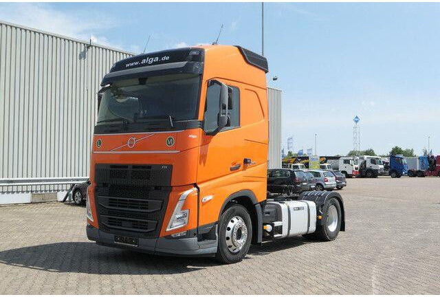 Volvo FH 500/Standklima/20 Stück auf Lager! - Влекач: снимка 3 Volvo FH 500/Standklima/20 Stück auf Lager! - Влекач: снимка 3