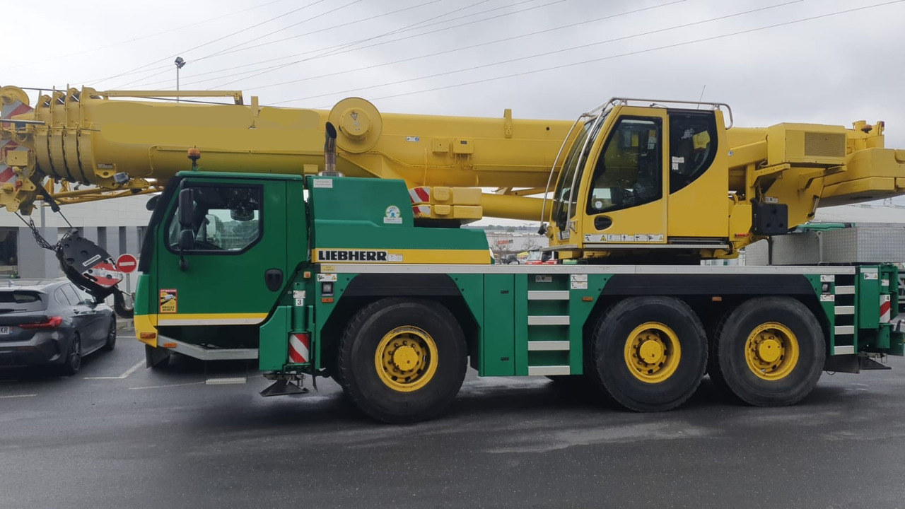 LIEBHERR LTM 1055 3.2 - Кран: снимка 1 LIEBHERR LTM 1055 3.2 - Кран: снимка 1