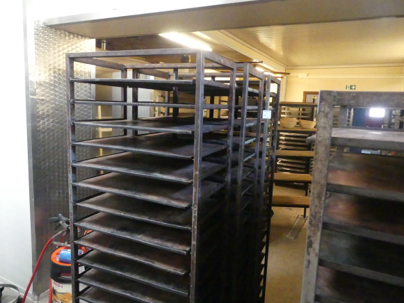 3 Chariots de four avec platine 60x40 cm - Машина за хлебопроизводство: снимка 2 3 Chariots de four avec platine 60x40 cm - Машина за хлебопроизводство: снимка 2