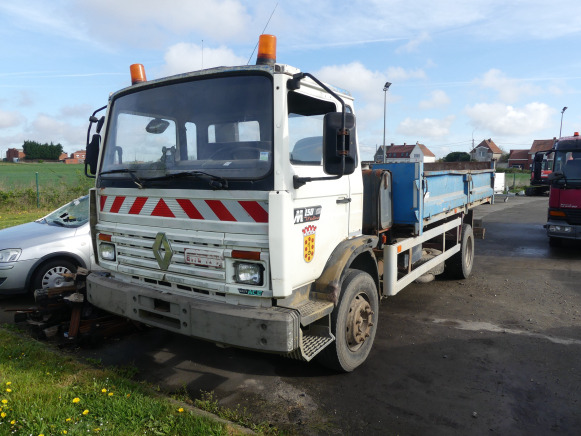 Camion benne basculante Renault 40 ABE 4 (2006-329.446 km) - Самосвал камион: снимка 1 Camion benne basculante Renault 40 ABE 4 (2006-329.446 km) - Самосвал камион: снимка 1