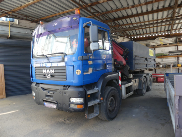 Camion porte container avec grue MAN TGA MH 26 FD (2005-455.395 km)(WMAH09ZZ96M427264) - Контейнеровоз/ Сменна каросерия камион: снимка 1 Camion porte container avec grue MAN TGA MH 26 FD (2005-455.395 km)(WMAH09ZZ96M427264) - Контейнеровоз/ Сменна каросерия камион: снимка 1