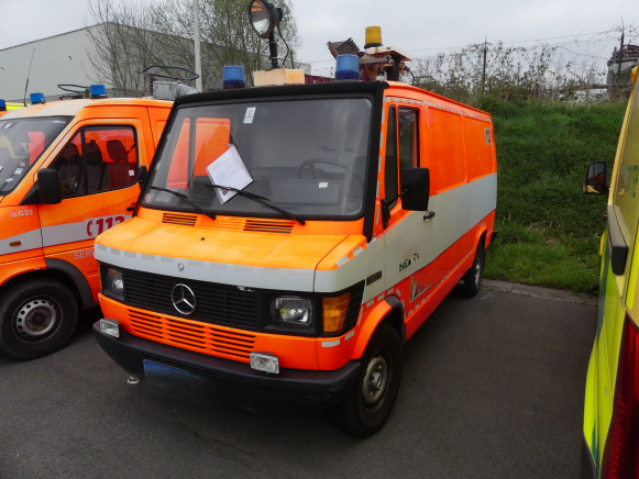 Camionnette fourgon Mercedes TN 310 DB (1990-41.406 km) - Лек автомобил: снимка 1 Camionnette fourgon Mercedes TN 310 DB (1990-41.406 km) - Лек автомобил: снимка 1
