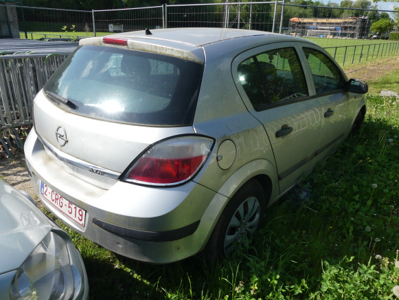 Voiture Opel Astra - Друга техника: снимка 4 Voiture Opel Astra - Друга техника: снимка 4