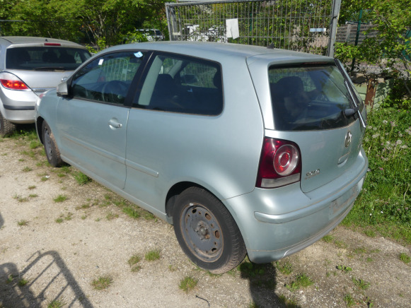 Voiture Volkswagen Polo - Друга техника: снимка 4 Voiture Volkswagen Polo - Друга техника: снимка 4