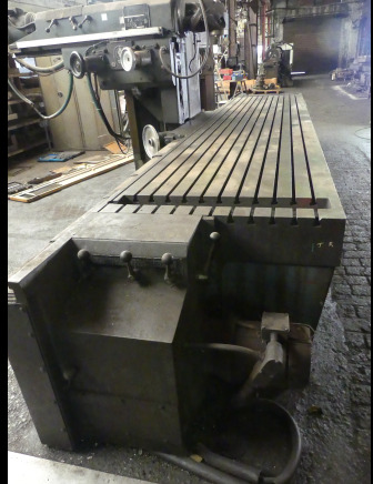 Fraiseuse universelle CNC 3 axes Huron RU 881 - Фреза за метал: снимка 3 Fraiseuse universelle CNC 3 axes Huron RU 881 - Фреза за метал: снимка 3