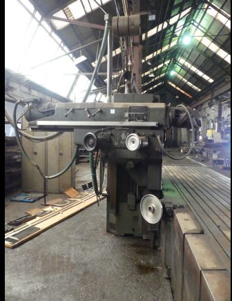 Fraiseuse universelle CNC 3 axes Huron RU 881 - Фреза за метал: снимка 4 Fraiseuse universelle CNC 3 axes Huron RU 881 - Фреза за метал: снимка 4