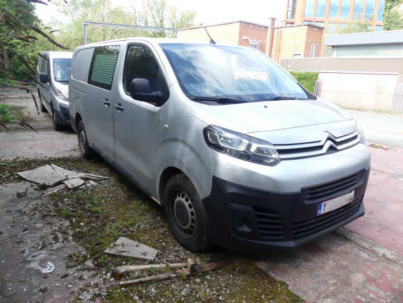 REF:1-RGT-760 - Camionnette Citroen Jumpy (2016-86.466 km) - Numéro de châssis : VF7VFAHKHGZ075543 - Лекотоварен автомобил: снимка 1 REF:1-RGT-760 - Camionnette Citroen Jumpy (2016-86.466 km) - Numéro de châssis : VF7VFAHKHGZ075543 - Лекотоварен автомобил: снимка 1