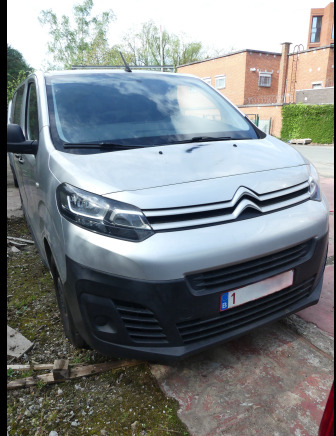 REF:1-RGT-760 - Camionnette Citroen Jumpy (2016-86.466 km) - Numéro de châssis : VF7VFAHKHGZ075543 - Лекотоварен автомобил: снимка 2 REF:1-RGT-760 - Camionnette Citroen Jumpy (2016-86.466 km) - Numéro de châssis : VF7VFAHKHGZ075543 - Лекотоварен автомобил: снимка 2