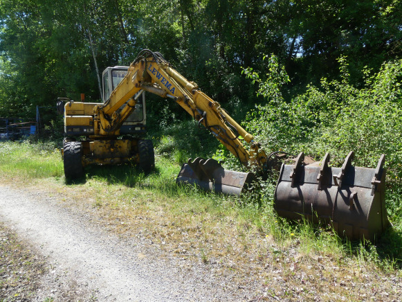 Pelle sur pneus Komatsu PW95 - Колесен багер: снимка 2 Pelle sur pneus Komatsu PW95 - Колесен багер: снимка 2