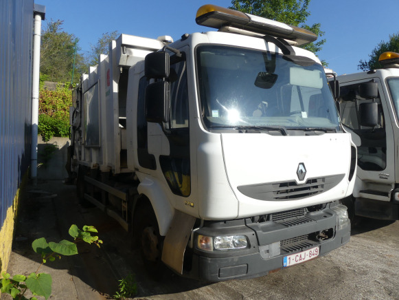 REF:1387 - Camion poubelle Renault Midlum 270DXI (2011-189.728 km) - Боклукчийска кола: снимка 2 REF:1387 - Camion poubelle Renault Midlum 270DXI (2011-189.728 km) - Боклукчийска кола: снимка 2