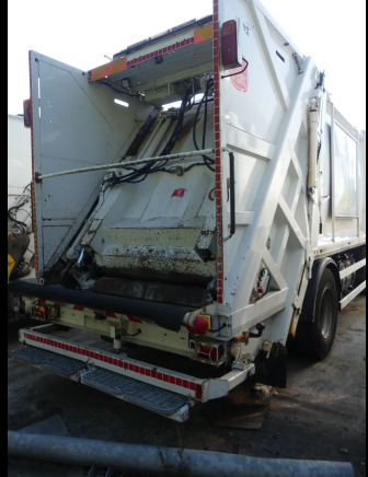 REF:8490 - Camion poubelle Renault Access (2014-236.794 km) - Боклукчийска кола: снимка 3 REF:8490 - Camion poubelle Renault Access (2014-236.794 km) - Боклукчийска кола: снимка 3