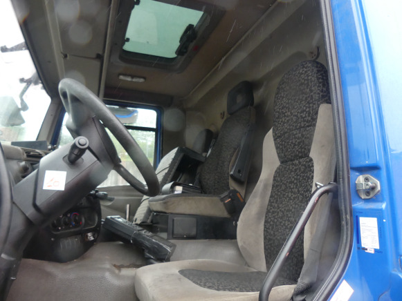 REF:BX-PS-13 - Camion poubelle DAF FAG CF 75 (2010-390.475 km) - Боклукчийска кола: снимка 5 REF:BX-PS-13 - Camion poubelle DAF FAG CF 75 (2010-390.475 km) - Боклукчийска кола: снимка 5