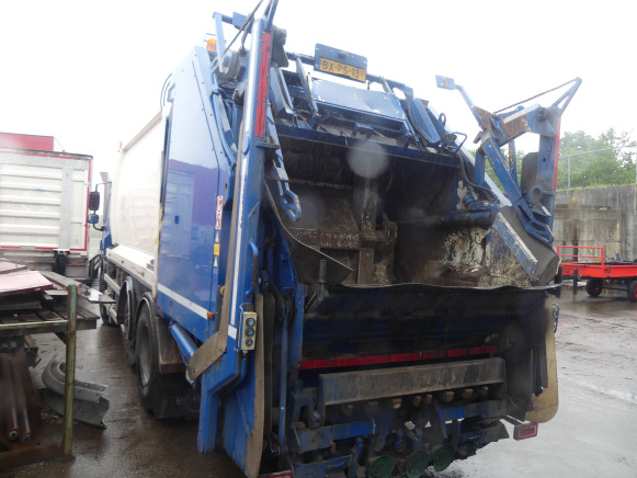 REF:BX-PS-13 - Camion poubelle DAF FAG CF 75 (2010-390.475 km) - Боклукчийска кола: снимка 4 REF:BX-PS-13 - Camion poubelle DAF FAG CF 75 (2010-390.475 km) - Боклукчийска кола: снимка 4