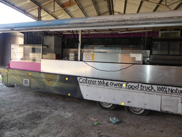 Remorque foodtruck 'type Dolly' Valkenars - Търговска каравана: снимка 5 Remorque foodtruck 'type Dolly' Valkenars - Търговска каравана: снимка 5