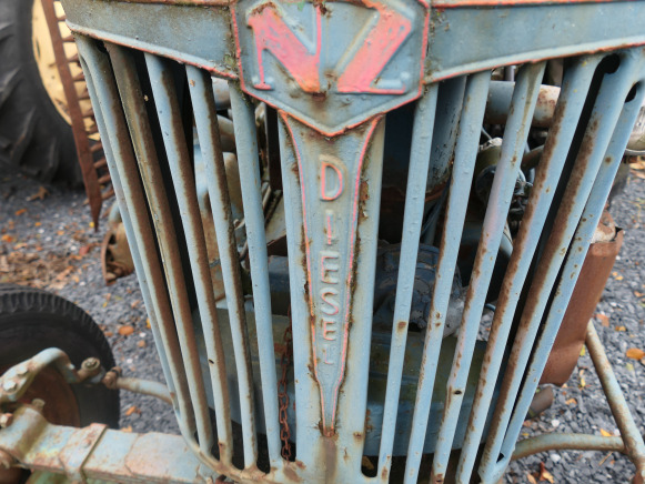 Tracteur agricole + barre faucheuse latérale Normag Kornett II (VIN:19010271952) - Трактор: снимка 4 Tracteur agricole + barre faucheuse latérale Normag Kornett II (VIN:19010271952) - Трактор: снимка 4