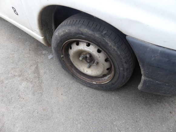 Utilitaire Peugeot Partner (1999-186.581 km) - Лек автомобил: снимка 3 Utilitaire Peugeot Partner (1999-186.581 km) - Лек автомобил: снимка 3