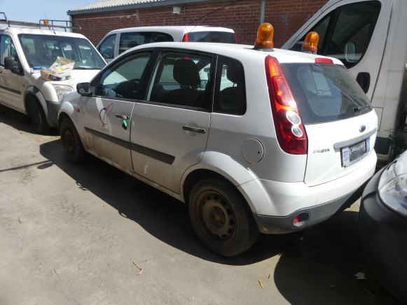 Voiture Ford FIESTA - Лек автомобил: снимка 2 Voiture Ford FIESTA - Лек автомобил: снимка 2