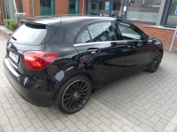 Voiture Mercedes-Benz A 180 (2018-99.600 km-VIN:WDD1760121J776850) - Лек автомобил: снимка 3 Voiture Mercedes-Benz A 180 (2018-99.600 km-VIN:WDD1760121J776850) - Лек автомобил: снимка 3