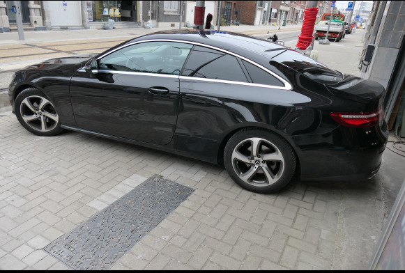 Voiture Mercedes-Benz Coupé (2018-113.807 km-VIN:WDD2383141F014560) - Купе: снимка 3 Voiture Mercedes-Benz Coupé (2018-113.807 km-VIN:WDD2383141F014560) - Купе: снимка 3