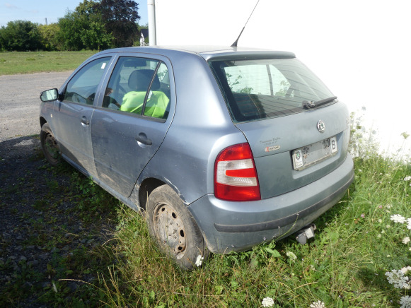 Voiture Skoda Fabia (2004-189.523 km) - Лек автомобил: снимка 3 Voiture Skoda Fabia (2004-189.523 km) - Лек автомобил: снимка 3