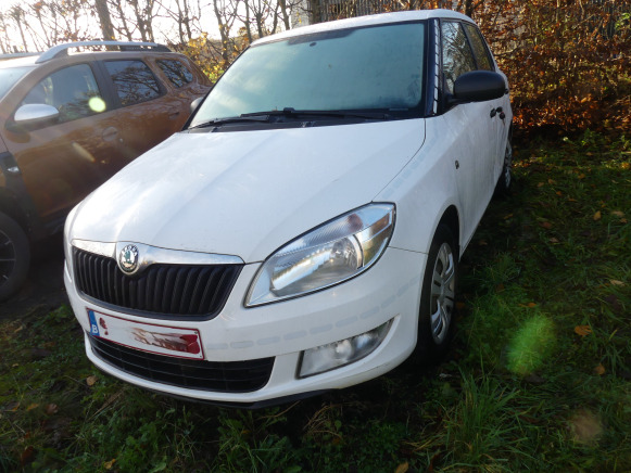 Voiture Skoda Fabia (2011-142449km-VIN:TMBEN65J1B3190467) - Лек автомобил: снимка 3 Voiture Skoda Fabia (2011-142449km-VIN:TMBEN65J1B3190467) - Лек автомобил: снимка 3