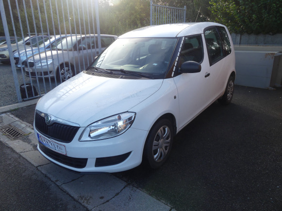 Voiture Skoda Roomster (2010-83.182 km) - Бус с двойна кабина: снимка 1 Voiture Skoda Roomster (2010-83.182 km) - Бус с двойна кабина: снимка 1